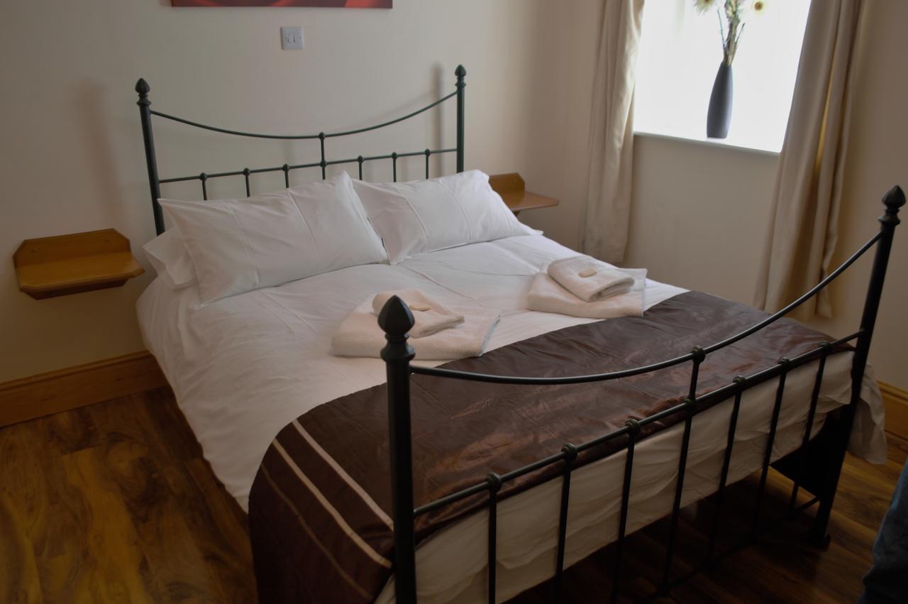 Sea Breeze Guest House Douglas Dış mekan fotoğraf